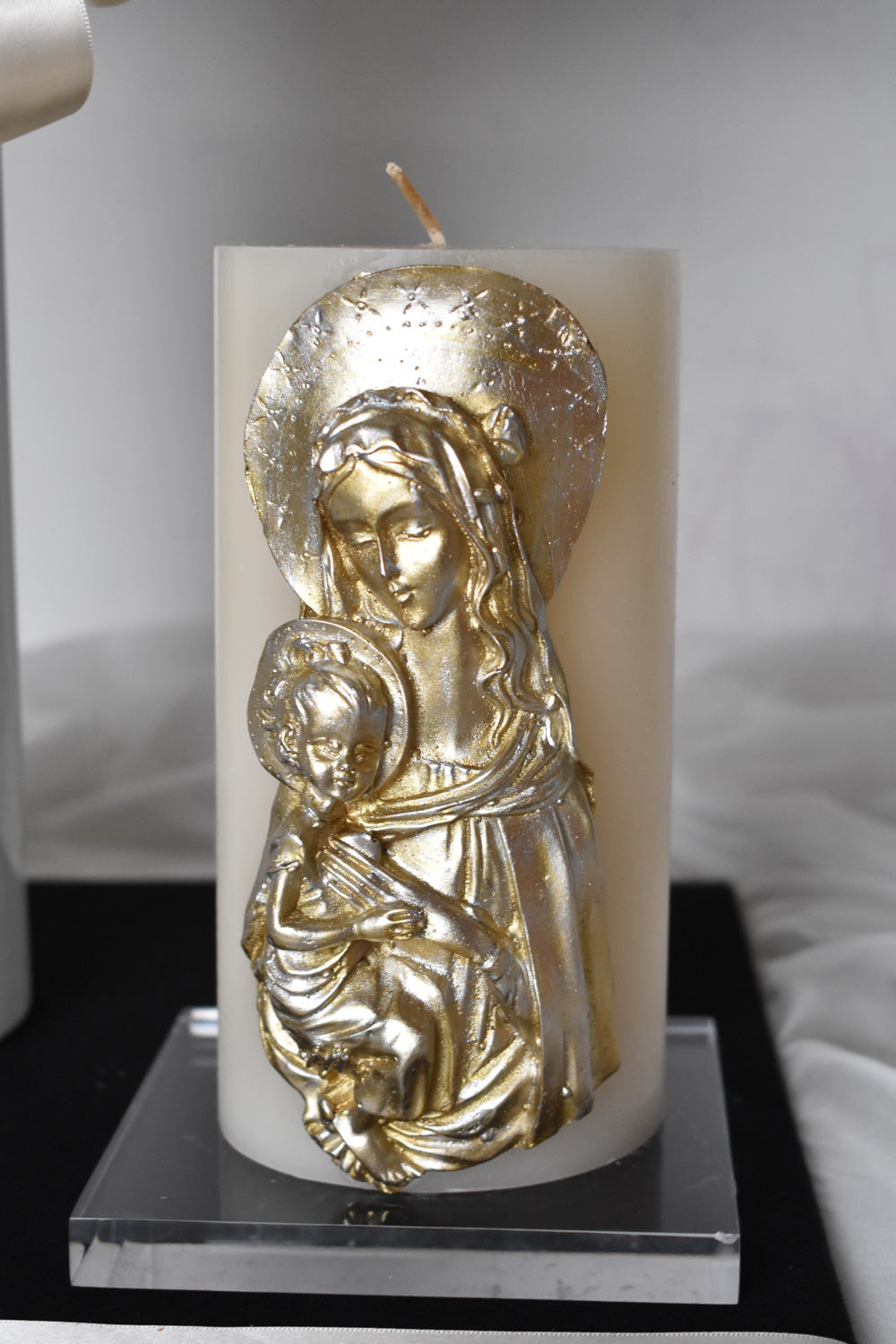 Virgen y Niño Dios y Base de Acrílico